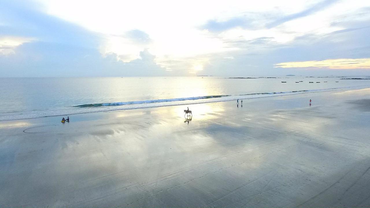 Aureum Palace Hotel & Resort Ngwe Saung Нгве-Саунг Экстерьер фото