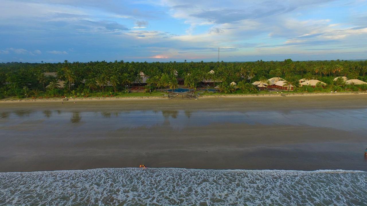 Aureum Palace Hotel & Resort Ngwe Saung Нгве-Саунг Экстерьер фото