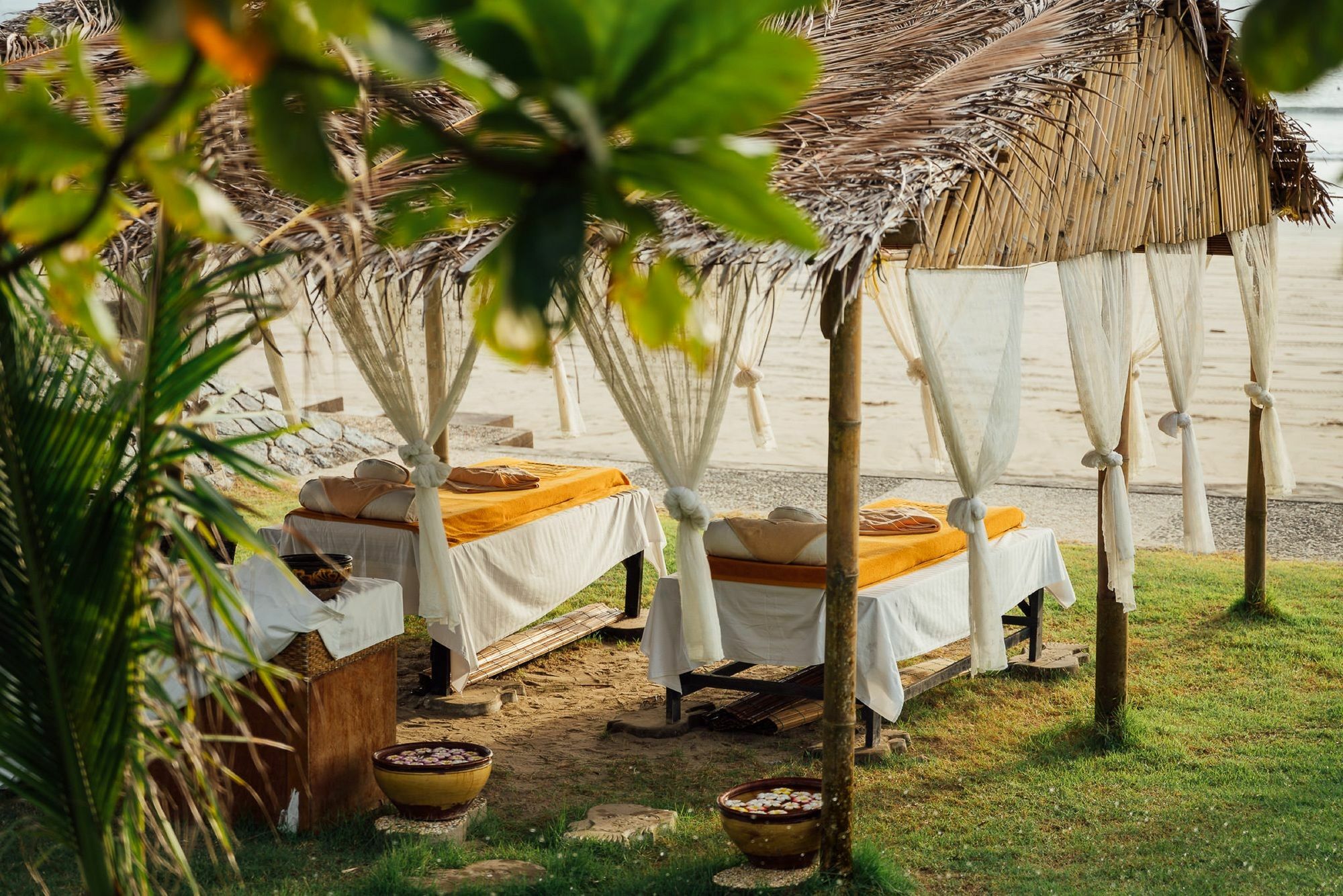 Aureum Palace Hotel & Resort Ngwe Saung Нгве-Саунг Экстерьер фото